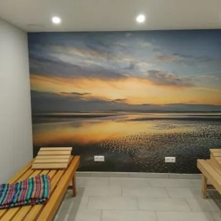 Poseidon 11 Mit Westbalkon,2x Tv , Einbaukueche,geschirrspueler, Fahrstuhl Und Eigener Garage, Wlan ! *